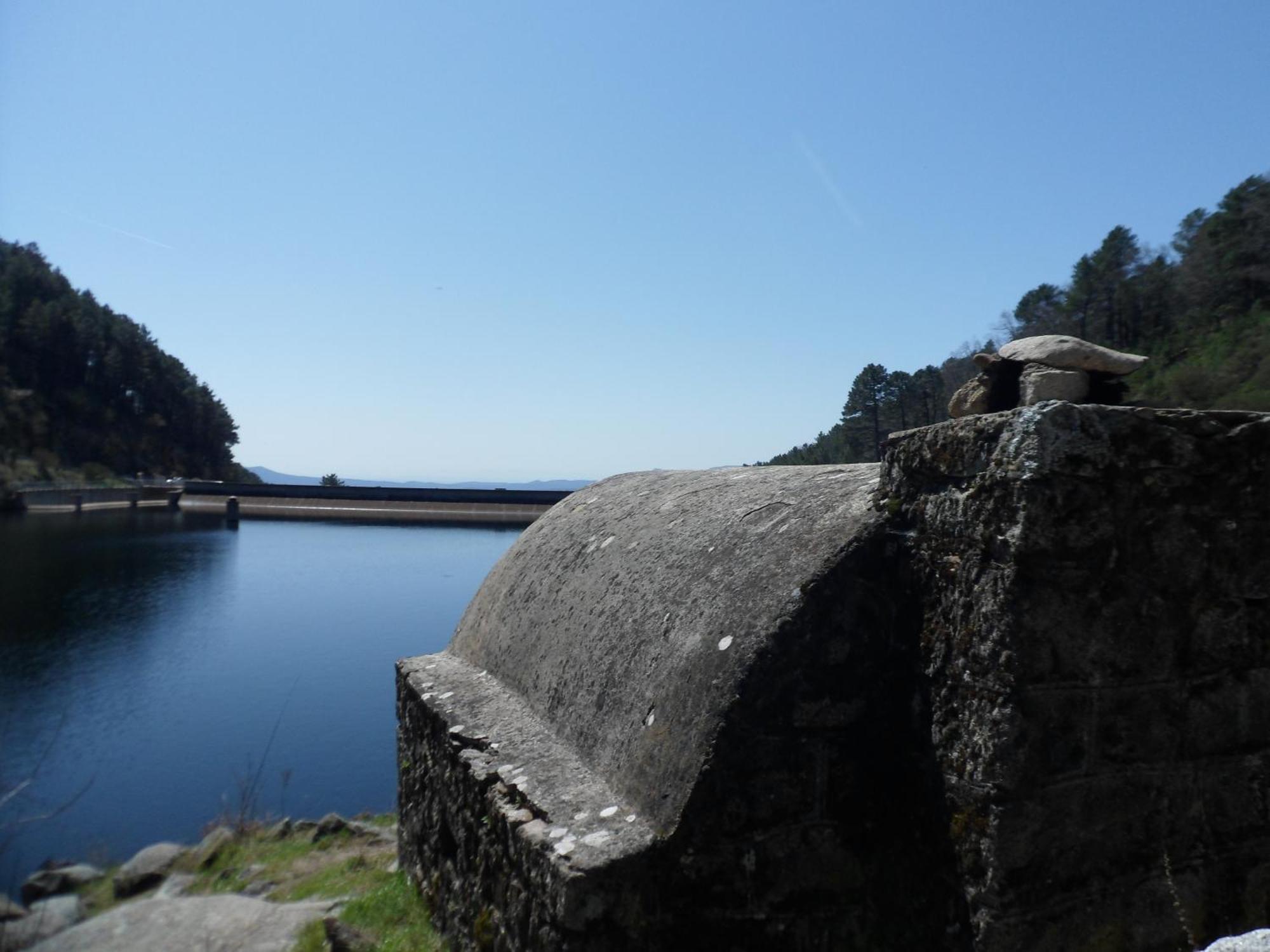 Amatalasvinas Piedralaves Exterior photo