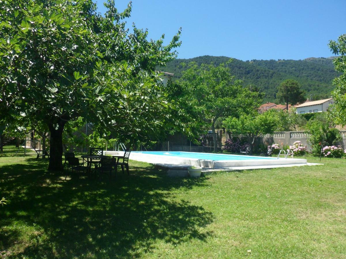 Amatalasvinas Piedralaves Exterior photo